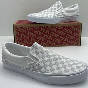 Vans WMNS Checkered Classic Slip-On Sneakers 
Metallic True White

VN000CT5W00